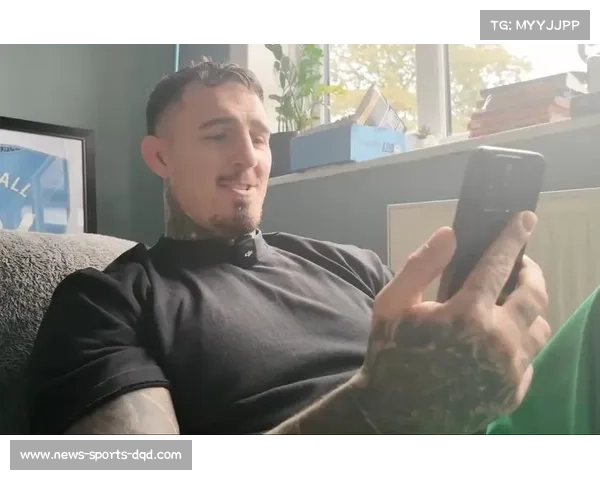 汤姆阿斯皮纳尔回应嘘声称视力受损被迫退赛盼拳迷理解 汤姆阿斯皮纳尔回应嘘声称视力受损被迫退赛盼拳迷理解